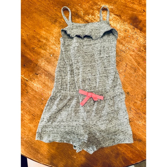 Cat & Jack Other - Cat & Jack Heather Gray Ruffle Romper‎ Bow Detail 18M Baby Girl Cute Outfit